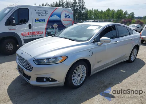 2015 Ford Fusion Energi Se Luxury из США, поврежденный, VIN 3FA6P0PU7FR170661